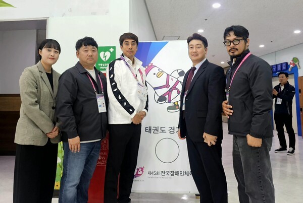 좌측부터: 박지윤, 정구현, 이기정, 한승용, 김상진 위원  사진제공: 대장태 지도자협의회