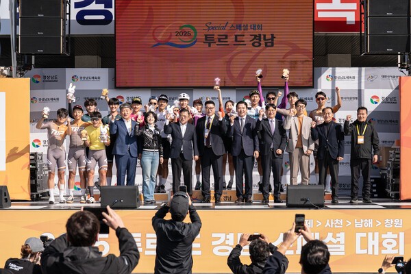 ▲ 단체 기념사진