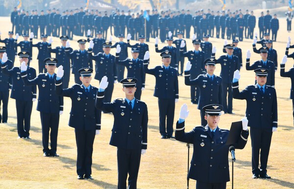 ▲ 공군 제155기 학사사관후보생 168명의 임관식 모습